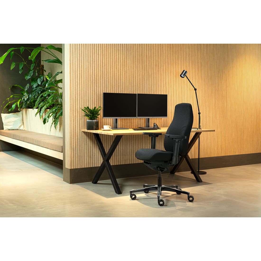 Sit And Move Therapod X2 Black - Office Chair Mirage