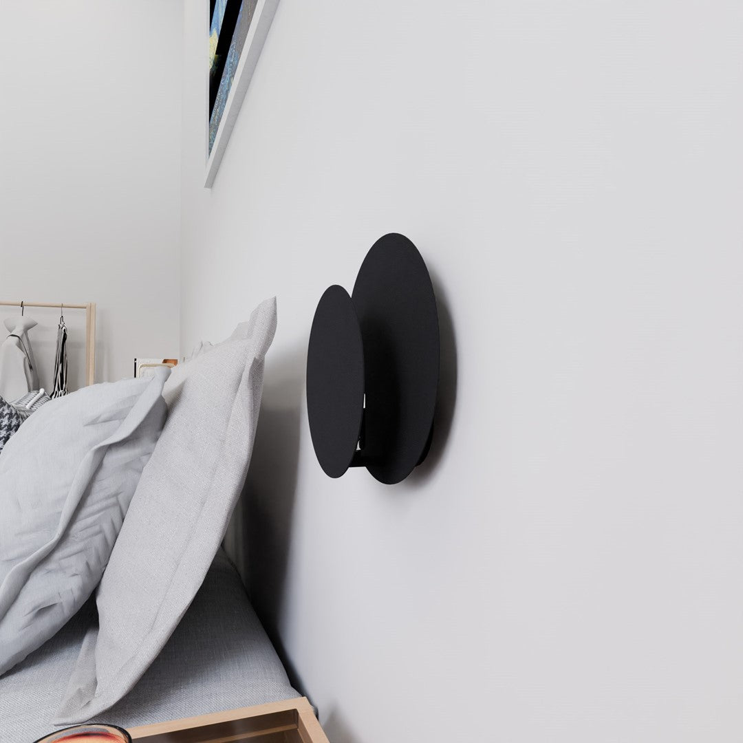 Circle 1c wall lamp black