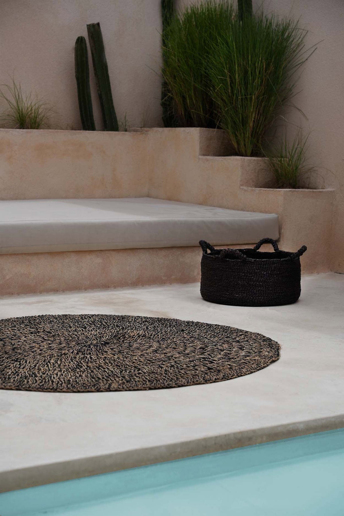 Seagrass carpet - natural black - 150